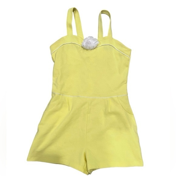 Janie and Jack Pale Yellow Cross-Back Romper with White Flower - Picture 5 of 5